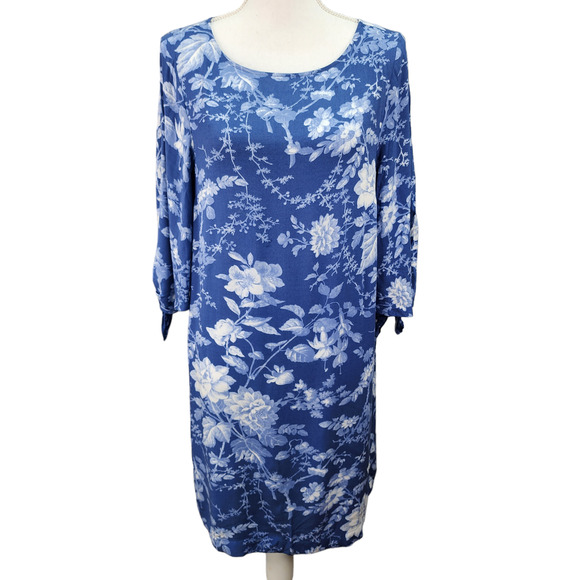 NWT H&M Women’s Dress SZ 6 Blue Floral Viscose 3/4 Sleeve Modest Workwear Church - Picture 2 of 11